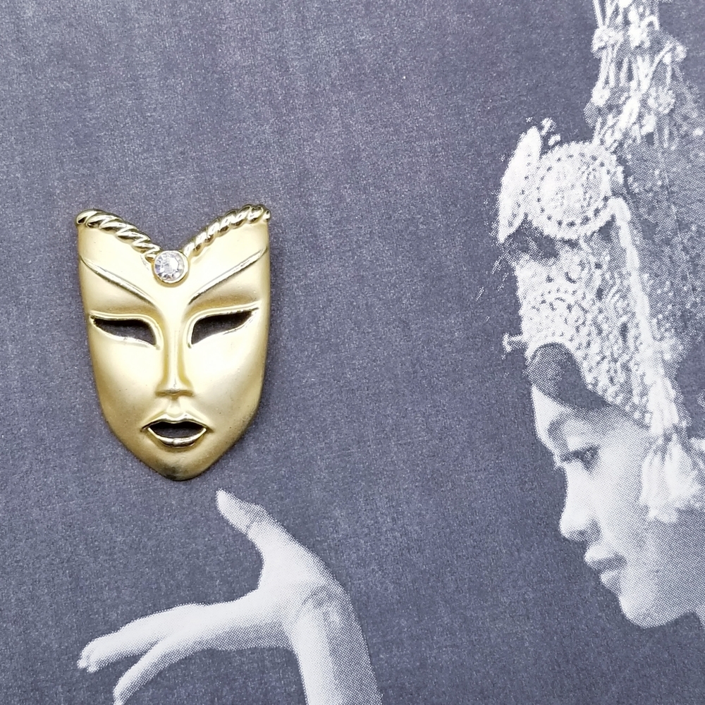 Vintage Gold tone rhinestone mask brooch